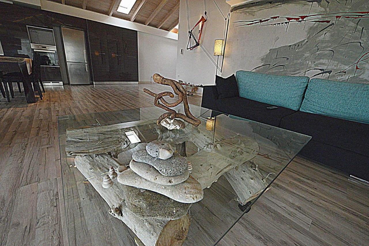 Wood Metal Glass Kontokali Ngoại thất bức ảnh